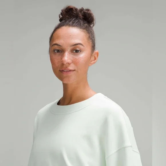 lululemon Softstreme Perfectly Oversized Cropped Crew in Kholrabi Green Size 2 - Picture 5 of 10